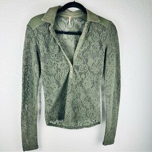 Free people green lace button down collared Henley size XS